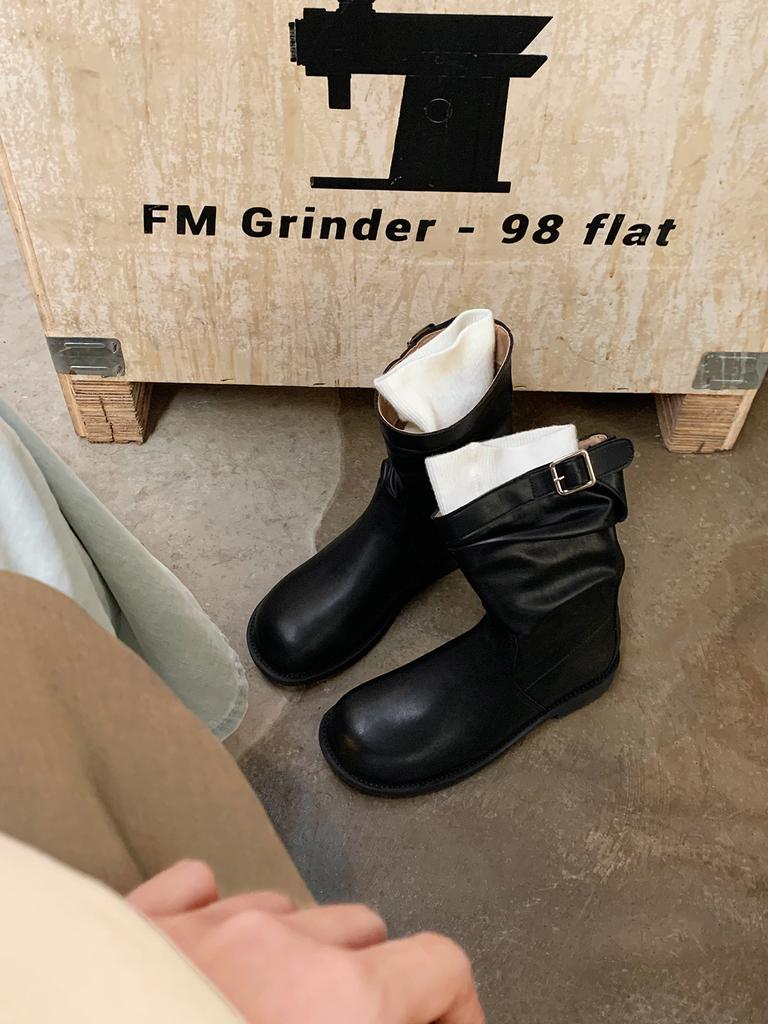 Grape Mother Autumn and Winter Short Boots Korean Version Pleated Piled Boots Thick-soled Martin Boots Wear Thin Boots Look Thin and Fashionable