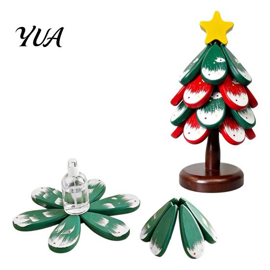 Folding Wooden Potholder Christmas Tree Trivets, Durable Pine Wood Potholders with Storage Stand, Decorative Holiday Tray Heat Resistant Foldable
