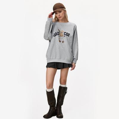 Женская свободная толстовка с длинным рукавом и открытыми плечами с принтом в виде мультфильма