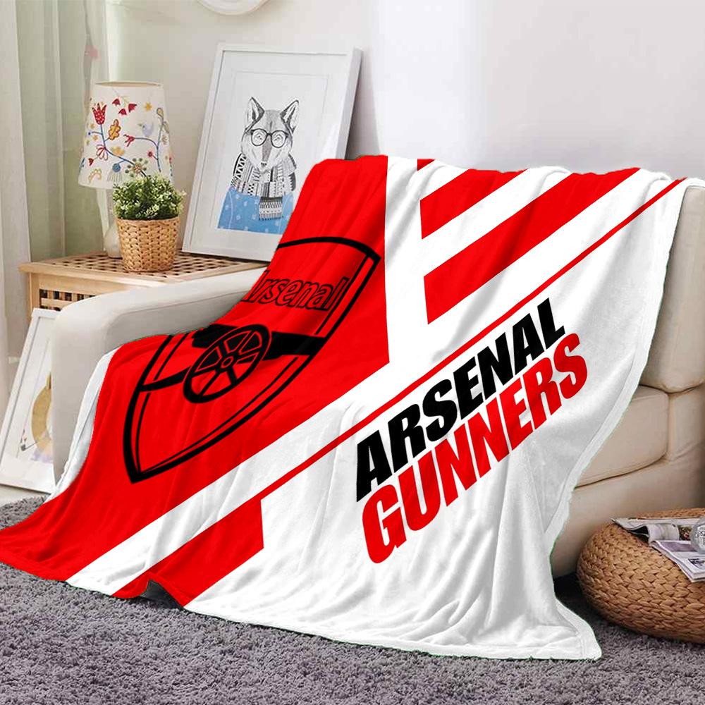 Arsenal Football Club Crest Flannel Blanket, Soft Polyester, Modern Design, All-Season for Camping, Travel, Gifts for holidays or birthdays