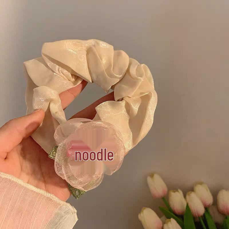 Весенне-летняя цветочная заколка для волос: Дизайн «Лилия, Роза и Гибискус»