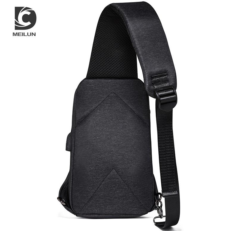 New Men's Trendy Cool Chest Bag Shoulder Messenger Bag USB Charging Men's Bag Youth Sports Small Backpack