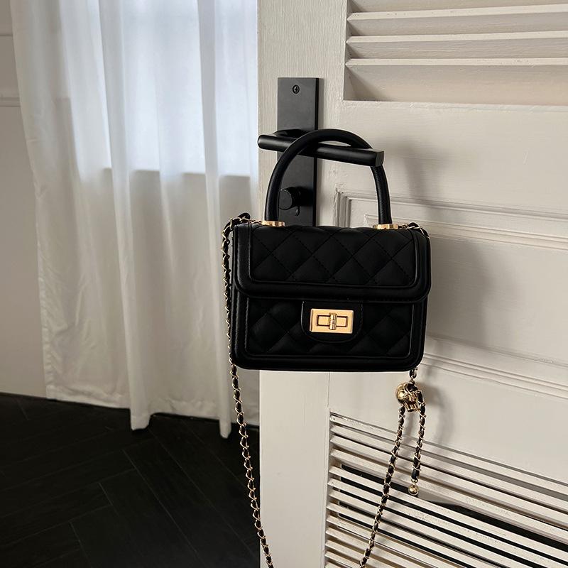 Новая женская сумка, оригинальная модная и универсальная, маленькая квадратная сумка, модная маленькая ароматная сумка с бриллиантовой цепочкой, сумка через плечо на одно плечо