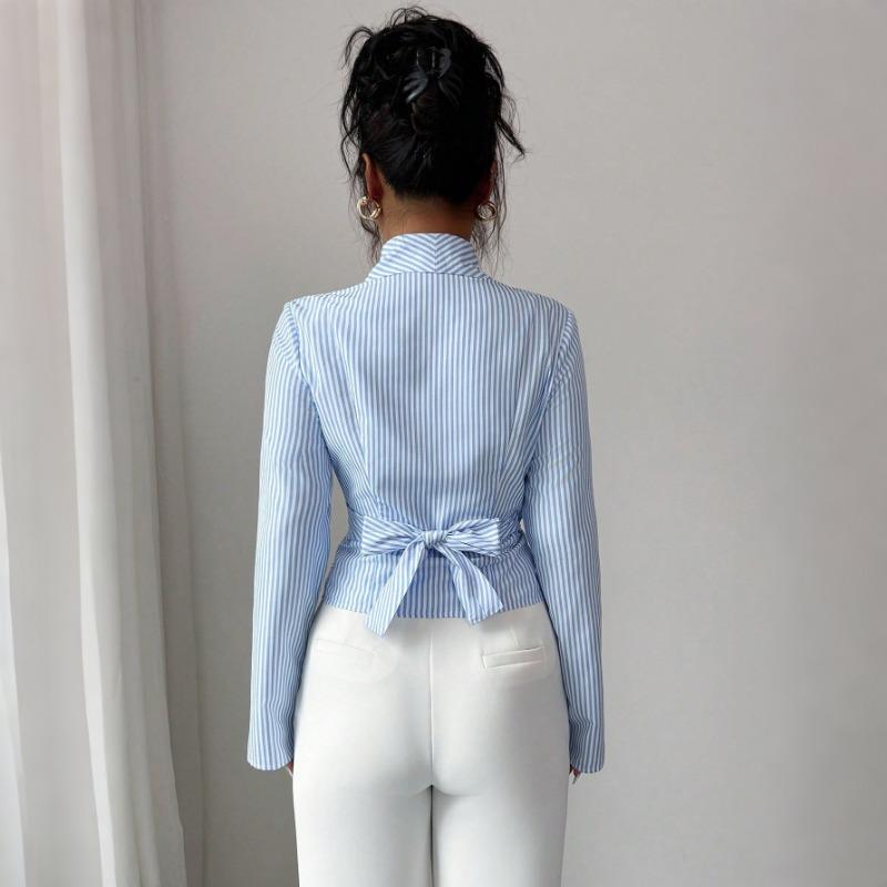 Полосатая рубашка с длинным рукавом, с нерегулярной присборенной талией, украшением в виде завязки и банта, рубашка с V-образным вырезом