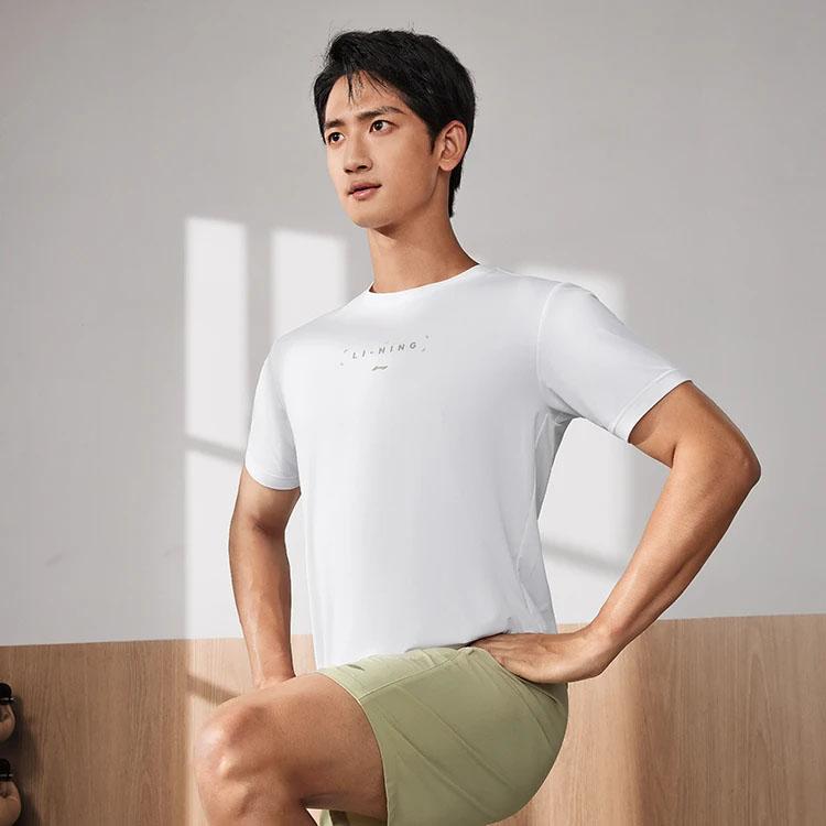 Li-Ning Футболка с коротким рукавом и круглым вырезом Fitness Series Letter, мужские топы белого цвета ATST103-2