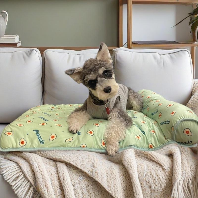 Охлаждающий коврик из ледяного шелка для питомцев: Водонепроницаемый, Плетеная конструкция для кошек и собак, Всесезонный