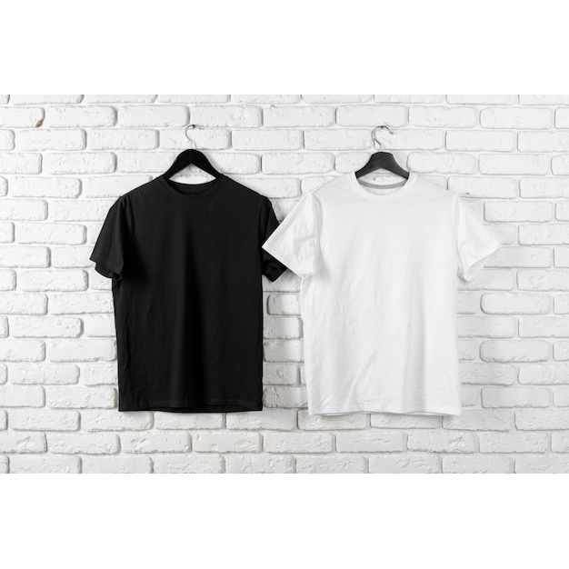 Набор футболок (размер M) (2 шт), T-shirts Set of 2 (size M), India