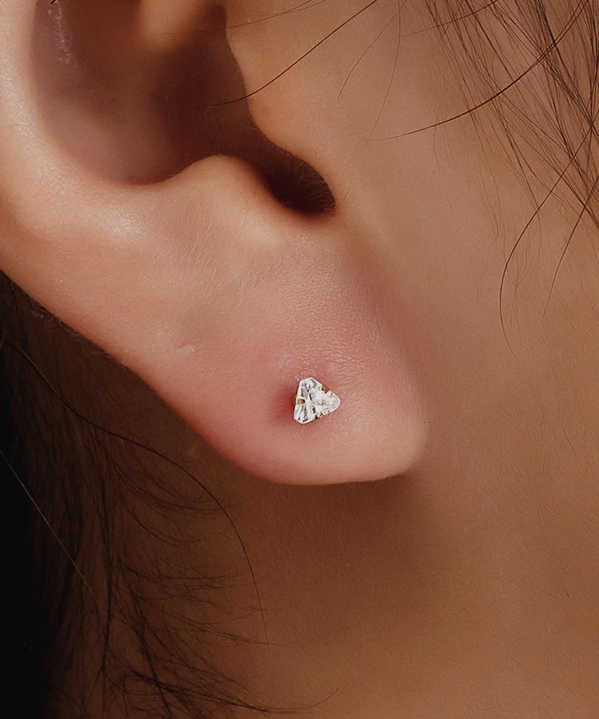 Helene Jewelry Серьги-гвоздики из 14-каратного золота с кубическим цирконием