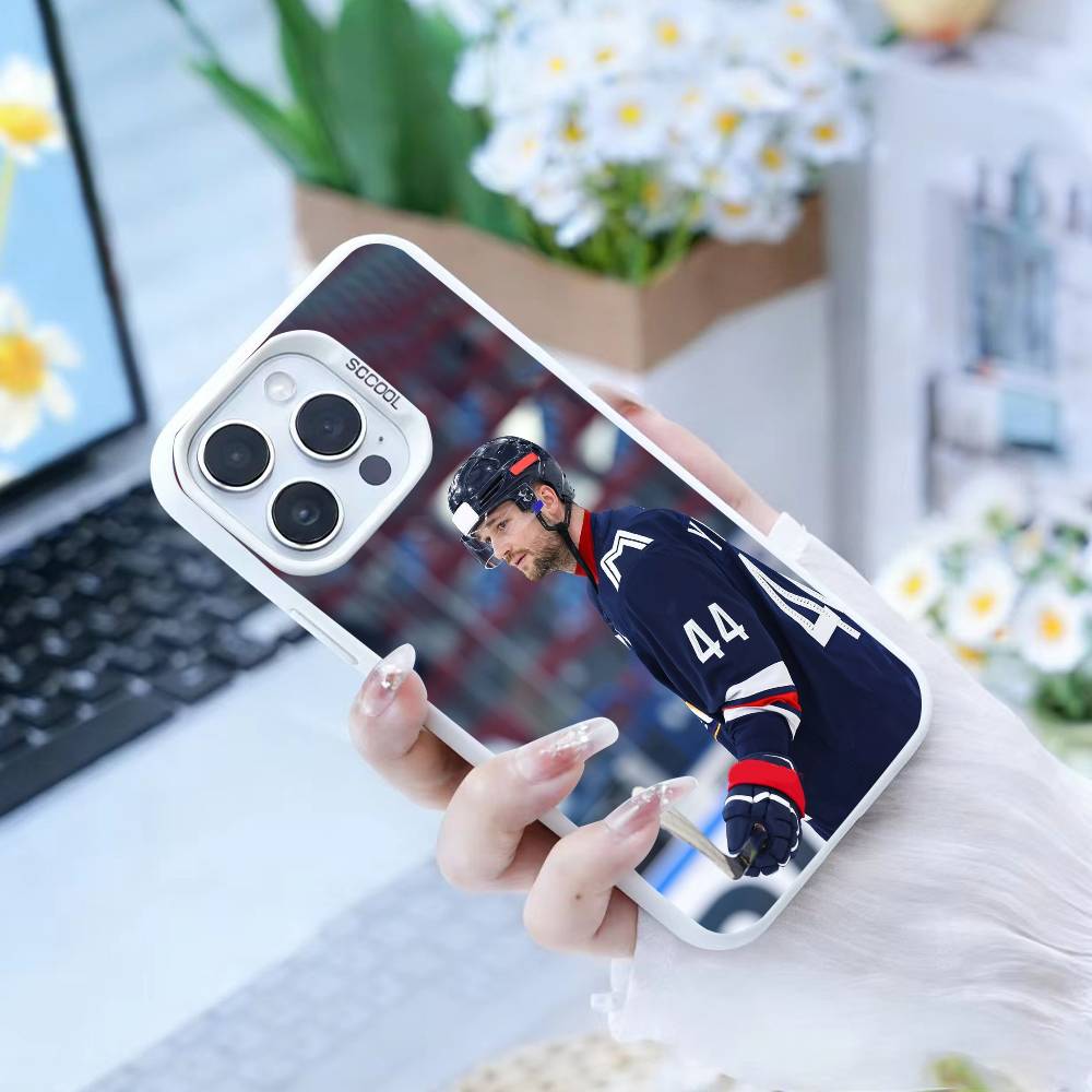 Чехол для телефона «Хоккеист-Накал Страстей» для iPhone 16,15,14,13,12,17,Pro,MAX белый Матовый Ударопрочный Чехол