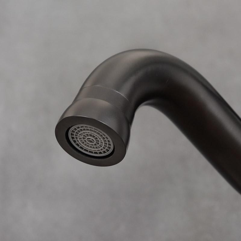 Black free-standing washbasin tap ROSSA