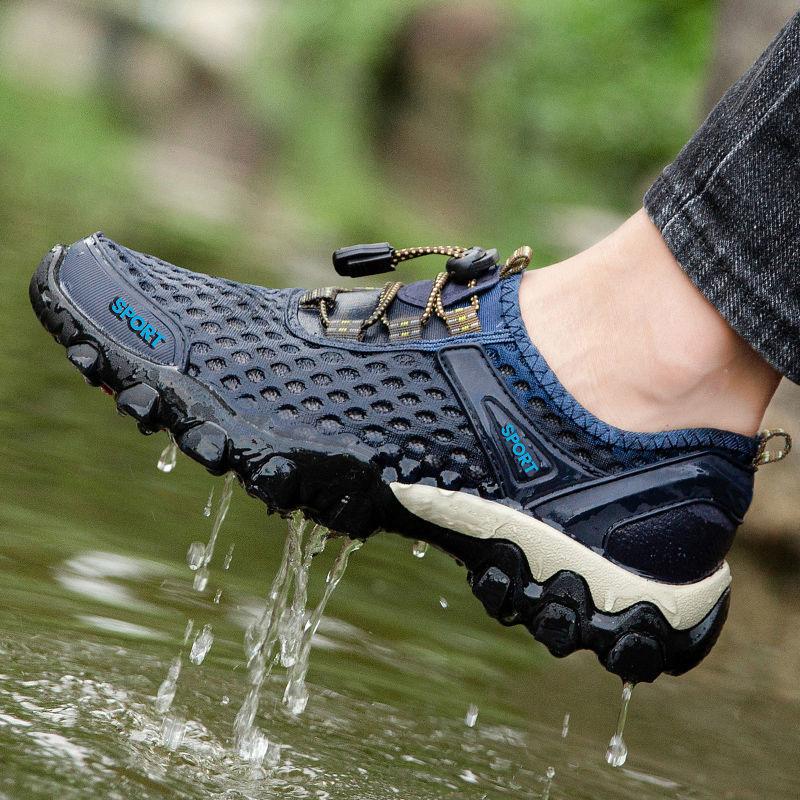 Men's Shoes Summer Trendy Shoes Outdoor Breathable Wading Shoes Hollow Mesh Soft-soled Hiking Shoes Men's Sports and Leisure Shoes Men