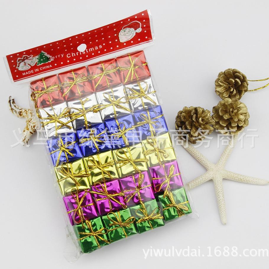 Christmas Hanging Ornaments Set, Foam Tree Decorations with Gift Bags, 12 Pack