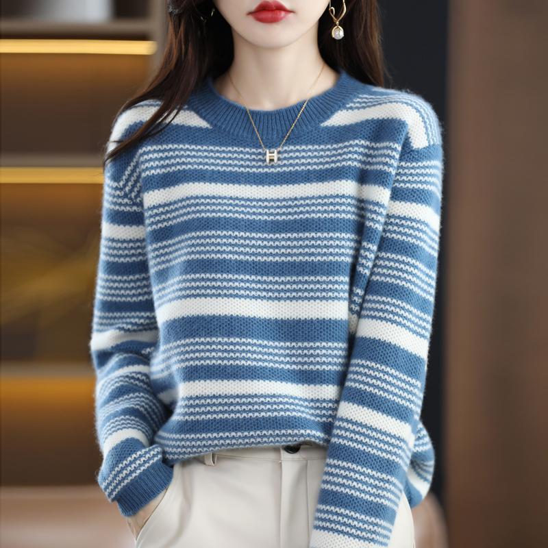 Winter Sweater Women's Round Neck Loose Autumn and Winter Striped Top Knitted Base Sweater