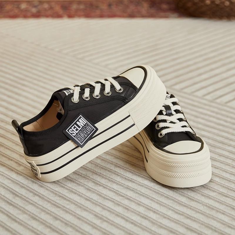 Half Slippers Women's Summer Wear 2025 New Internet Celebrity Explosion Small Thick Sole Heel Canvas Shoes