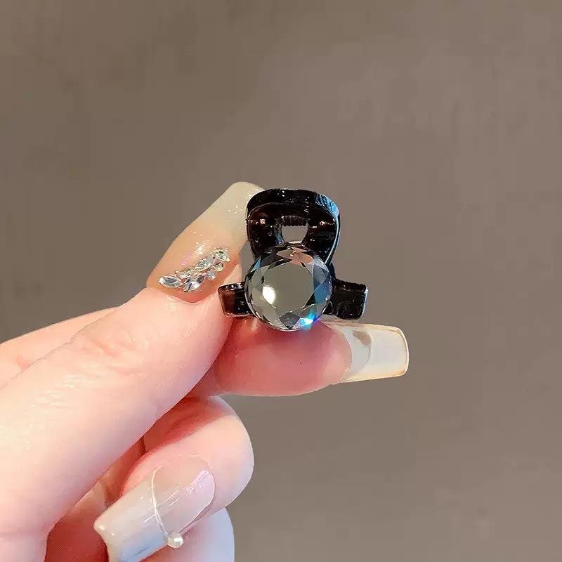 2Pcs Acrylic Pink Love Heart Small Hair Claw Women Girls Sweet Cute Hair Clips Lovely Kawaii Hairpin Hair Accessories