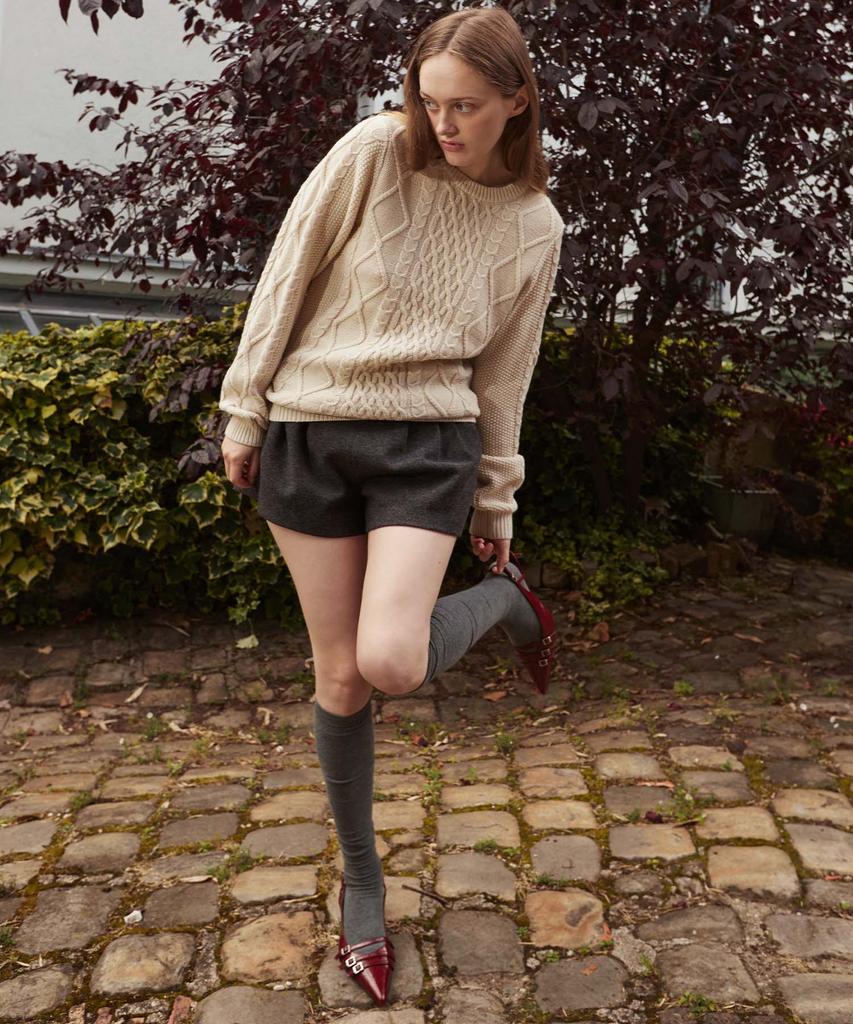 PLAC WOMEN Cable Basic Round Neck Knit Ivory