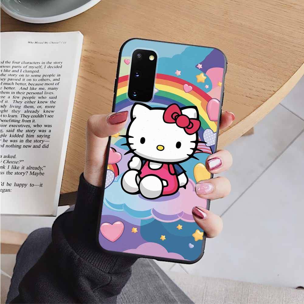 AH33 Милый черный чехол Hello Kitty для Samsung Note 20 Lite S24 Ultra S23 S22 A05 A06 A11 A71 A15 A16 A13 A24 A25 A33 A52 A53 M55 M35 Sofe Cover