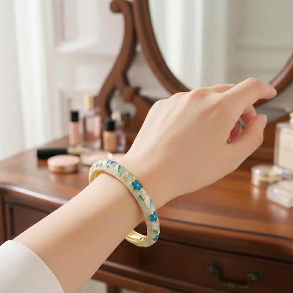 Rustic Style Blossom Enamel Bracelet Zinc Zinc Zinc Alloy Women Bangle Elegant Cloisonne Bracelet Cheongsam