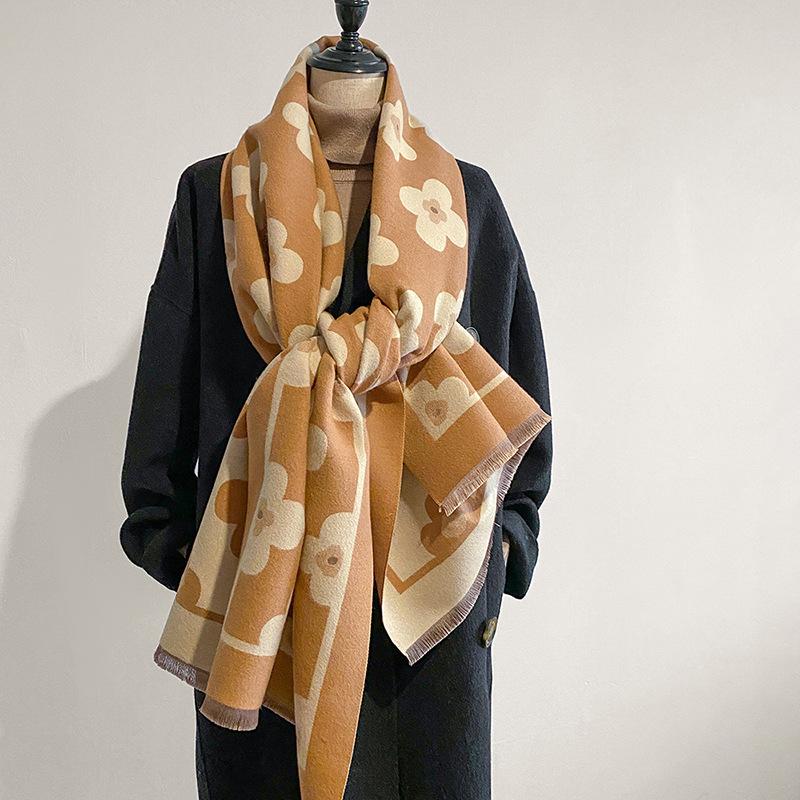 Luxurious Camellia Flower Jacquard Scarf - Soft Imitation Cashmere, Fashion-Forward Wrap - Warm, Cozy & Trendy for Autumn Winter
