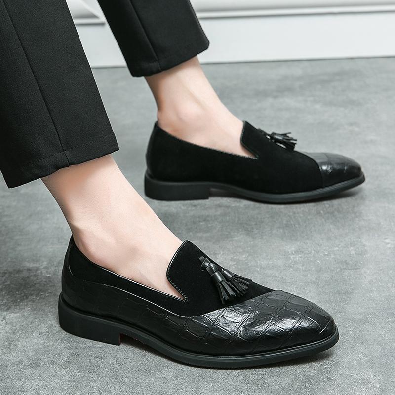 Fashion High Quality Men Comfortable Loafers Classic Men Flats Wedding Fashion Business Shoes Men All-match Mens Slip On Walking Shoes