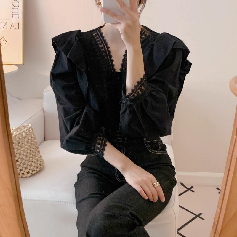 Шикарный темперамент кружева V-образный вырез пэчворк оборки белая рубашка женская свободная повседневная блузка с рукавами-фонариками женские топы элегантные винтажные тонкие женские блузки 25976