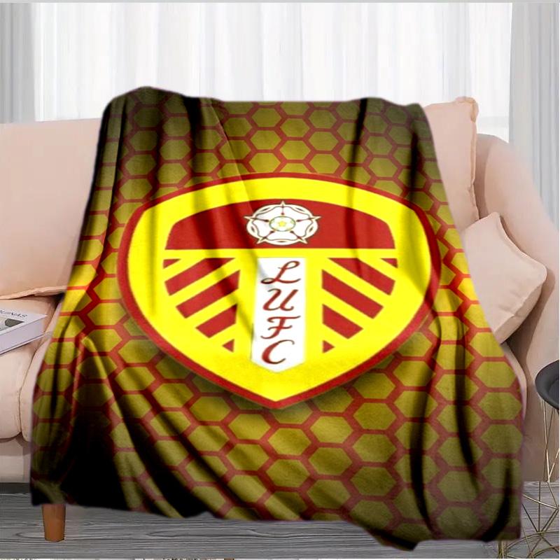 Leeds Crest Design Printed Throws Blanket Soft Flannel Blankets for Couch Bed Gifts for Men Women Picnic blanket Christmas gifts