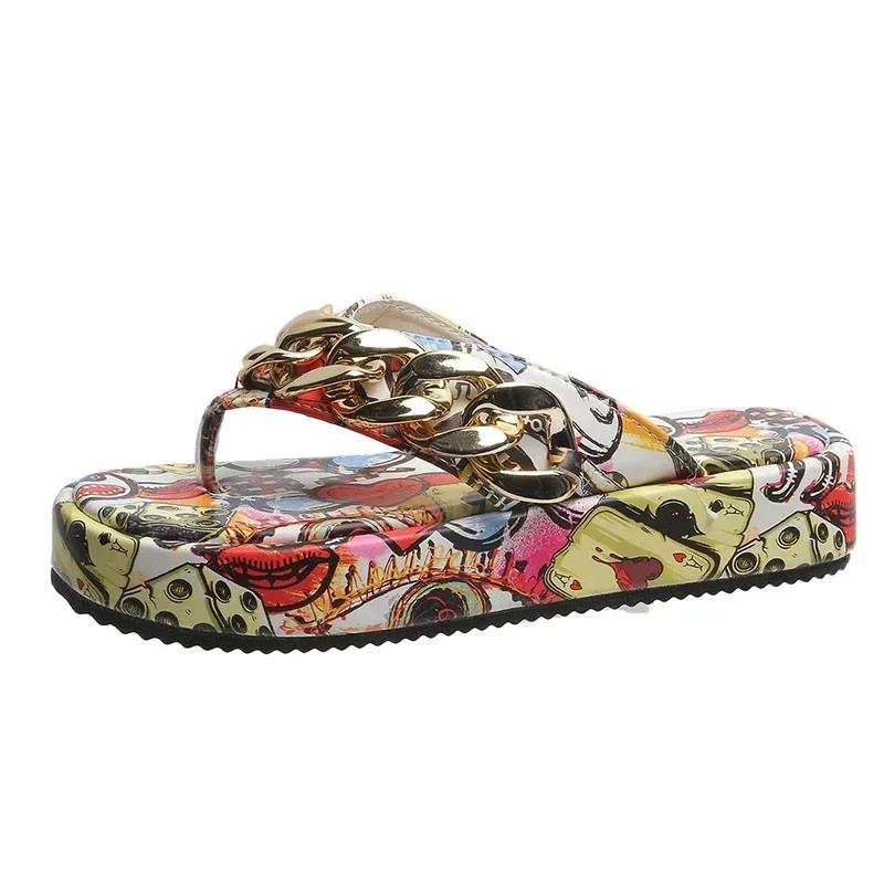 Women's Platform Flip-flops Slippers Summer New Graffiti Metal Chain Decoration Wedge Slippers for Women Beach Shoes Plus Size