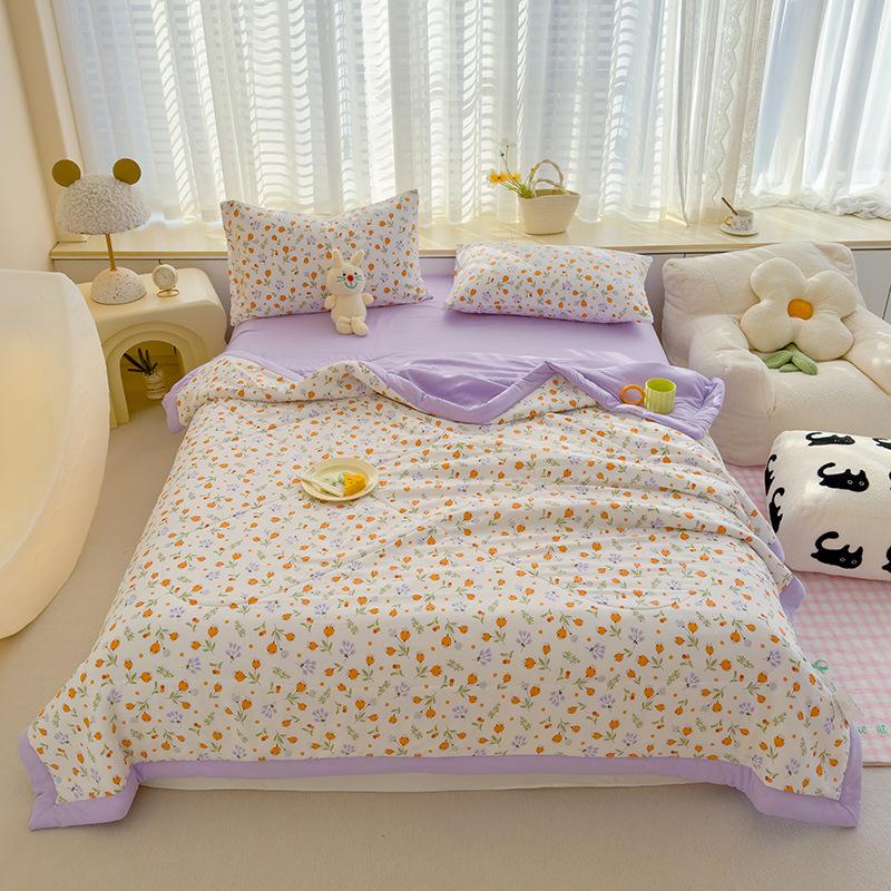 Ультрамягкое летнее охлаждающее одеяло — легкое, дышащее и приятное для кожи с тисненым цветочным принтом для всех сезонов — идеально для спальни