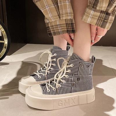 Модные корейские туфли с высоким верхом 2024 года, весна и осень, новые дышащие модные туфли с квадратной головкой и шнуровкой в стиле повседневных кроссовок для женщин