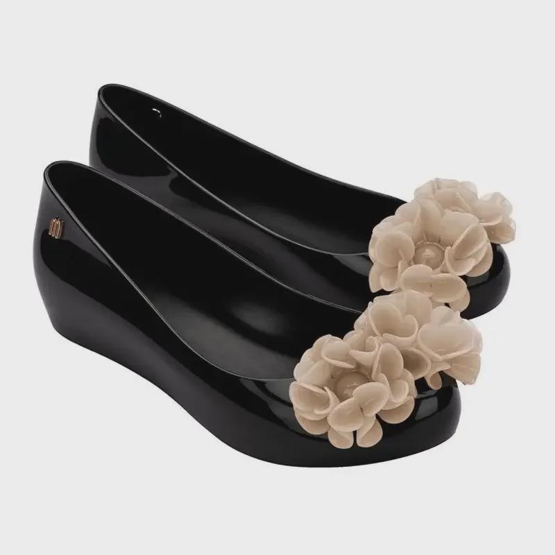 Melissa Camellia Women's Jelly Flat Slip-On Sandals - Elegant Fish Mouth Design