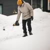 Fiskars Solid Siewnik Ręczny Do Sypania Soli Na Śnieg Rozsiewacz Piasku