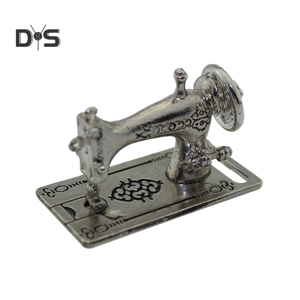 Мини-прекрасная модель швейной машины из сплава, игрушечный кукольный домик, миниатюрные аксессуары