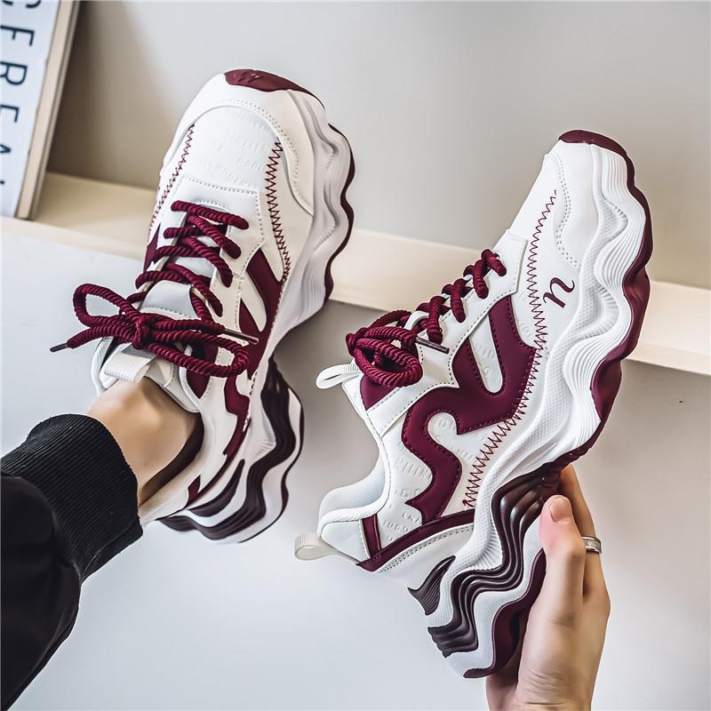 Модная осенняя новинка Мужская повседневная спортивная обувь Низкие кроссовки на толстой подошве из мягкой кожи Кроссовки для папы Нескользящая легкая мужская обувь для бега