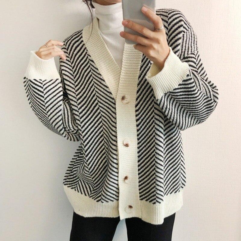 Vintage Striped V-neck Knitted Cardigan Jacket Women Loose Single-breasted Sweaters Coat Winter Fashion Korean Knitwears 29361