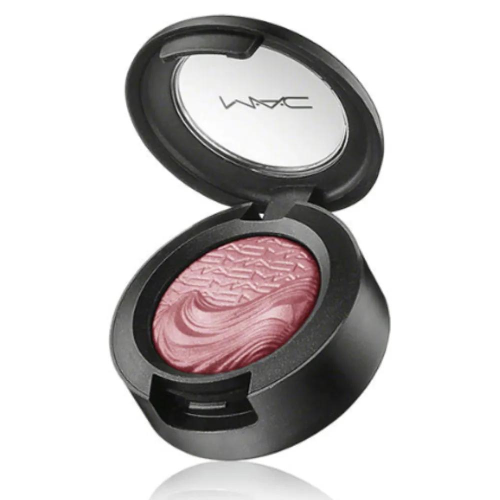 MAC Eyeshadow Extra Dimension Girlfriend Richcore