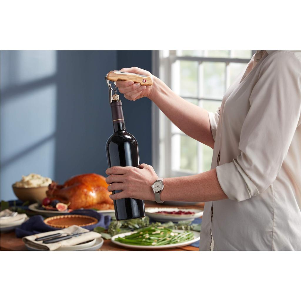 VICTORINOX Wine Master Olive Wood Sommelier Knife Wine Opener Corkscrew with Exclusive Leather Pouch Swiss Made with 6 Functions Multi-Tool []