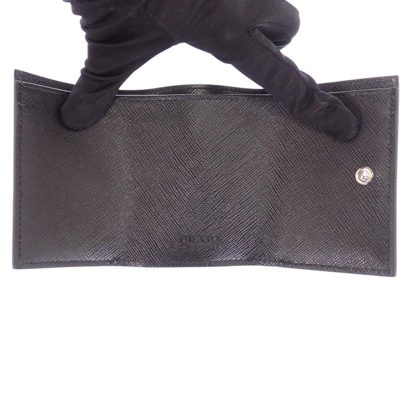 PRADA  2MH021_QHH_F0002 Tri-fold wallet black Safiano mens