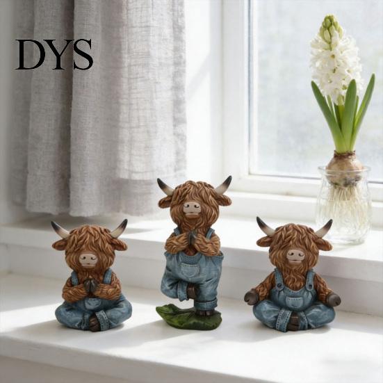 Yoga Pose Animal Figurines Highland Cow Resin Figurine, Farmhouse Style Overalls Statues, Waterproof Meditation Sculptures Garden Ornament for Indoor