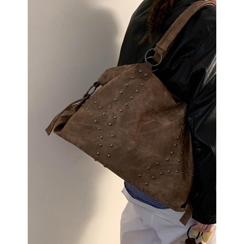 Оптовая сумка Wasteland Wind Женская 2025 Новая Модная Мода Ультра Ретро Сумка-тоут Простая Женская Сумка через плечо