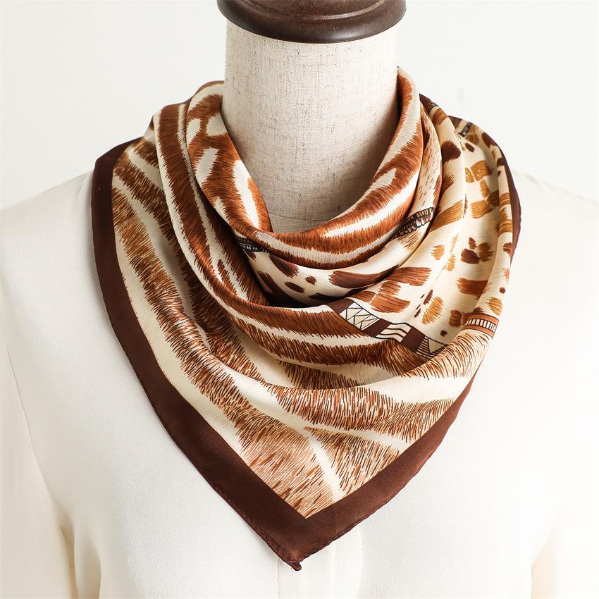 New color block leopard print silk scarf sunscreen shawl premium foreign style scarf simulation silk 71cm square scarf professional scarf women