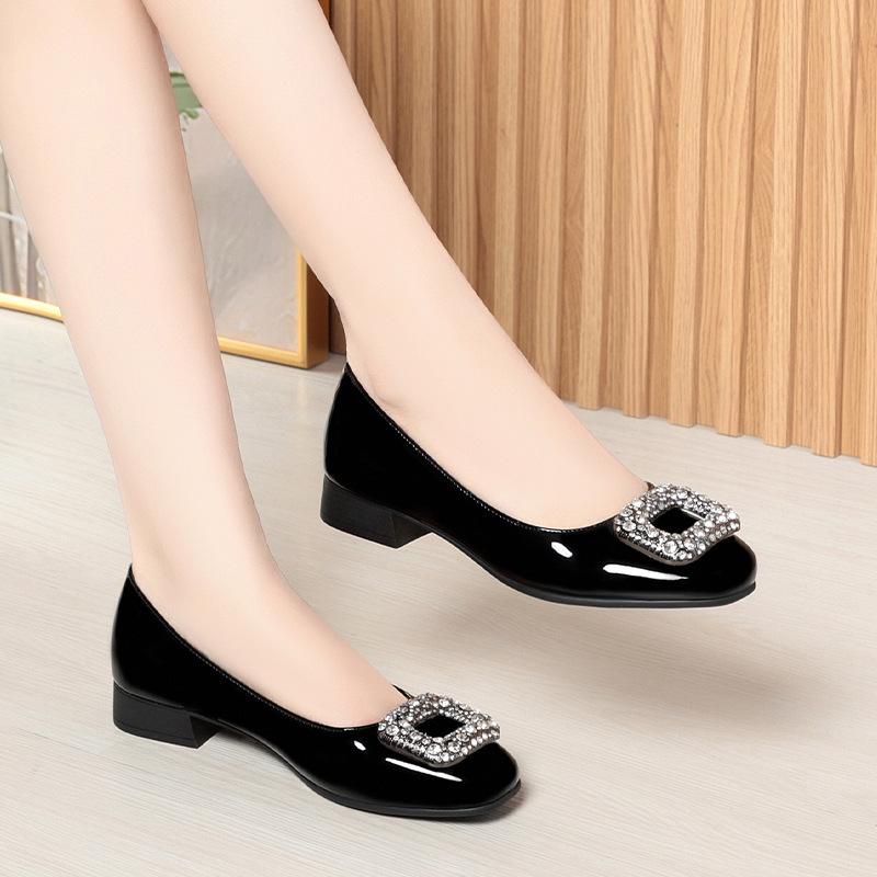 Мода 2024 года, женские туфли с квадратным носком и пряжкой, со стразами, с неглубоким носком, на высоком каблуке, женские, элегантные, французские, из замши, модные, удобные, простые