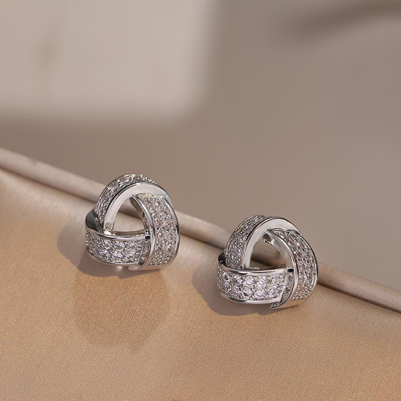 Простой геометрический комплект украшений для женщин, новинка 2023 года, модные серьги золотого цвета, ожерелье, аксессуары для свадебной вечеринки