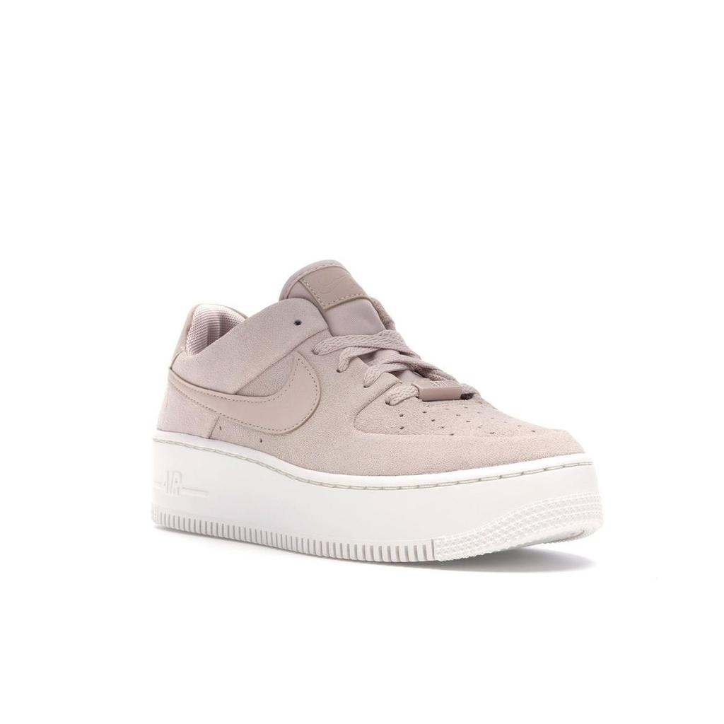 Nike Air Force 1 Sage Low Particle Бежевые женские кроссовки White Phantom AR5339-201