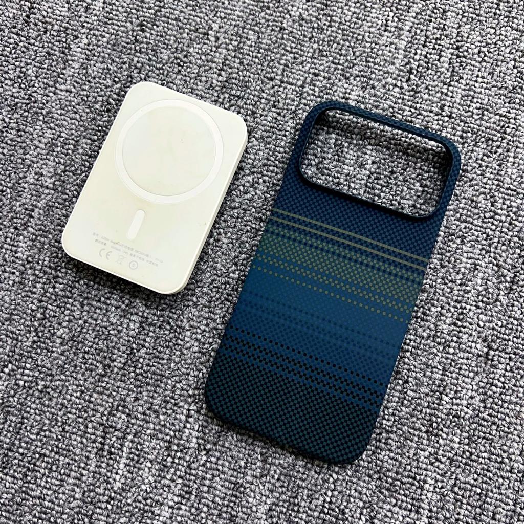 Применимо к чехлу для мобильного телефона iphone16promax, полуоблегающий, из Кевлара, углеродного волокна, с магнитной защелкой, защитный чехол от падения для Apple 17