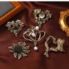Vintage Baroque Brooch Badge Vintage Fashion Metal Trend Design Pin Clothing Suit Dress Up