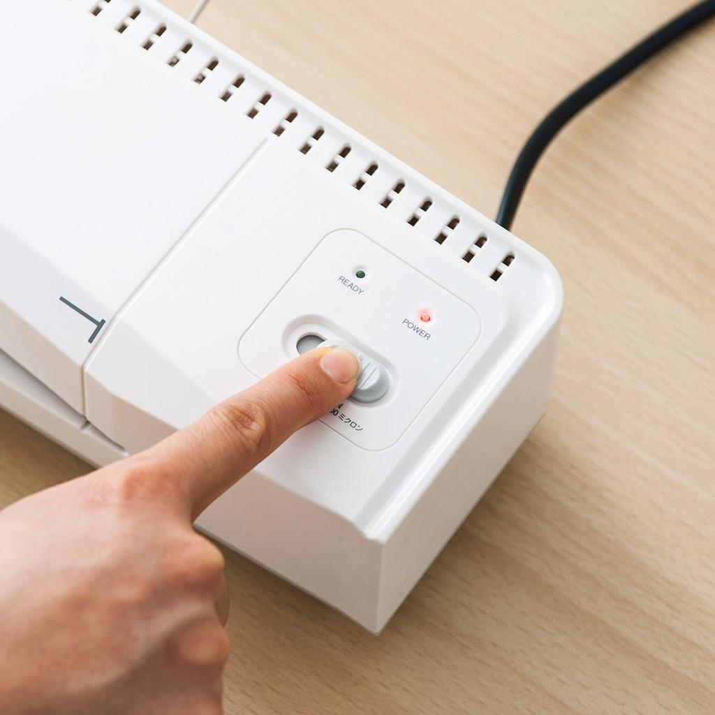 Пленкочный ламинатор Sanwa Direct, совместимый с форматами A3/A4, толщина 100 микрон, 400-LM003