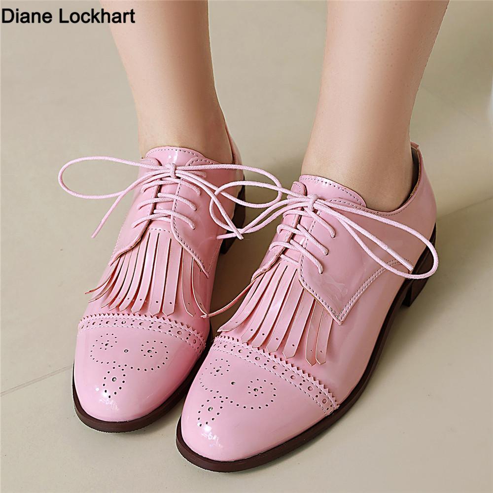 Мода Мода Весна Шнуровка Оксфорды Балетки Женские Шнуровка Круглый Носок Лоферы Пряжка Кисточка Кожа Дерби Британские Женские Туфли на Толстом Каблуке