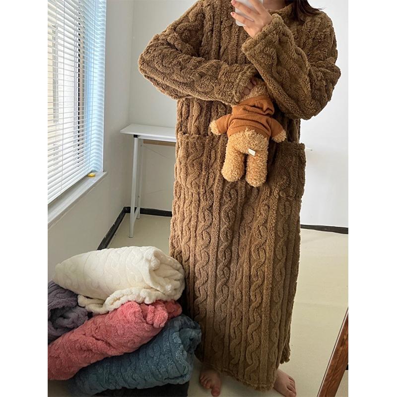 Warm And Thick Home Pajamas In Winter Coral Velvet Jacquard Nightgown Solid Color Home Dress Nightdress Casual And Simple