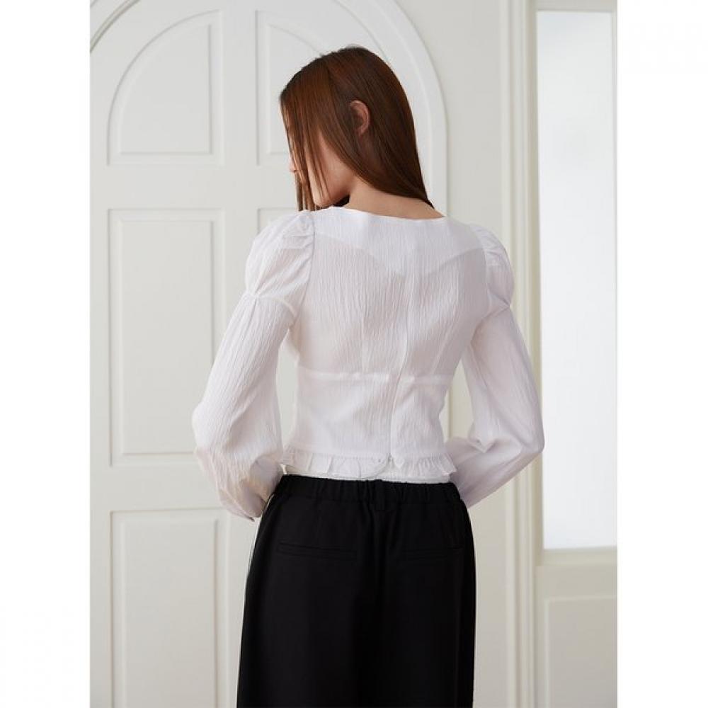 Egoist Square Neck Ruffle Long Sleeve Blouse Es2obl02