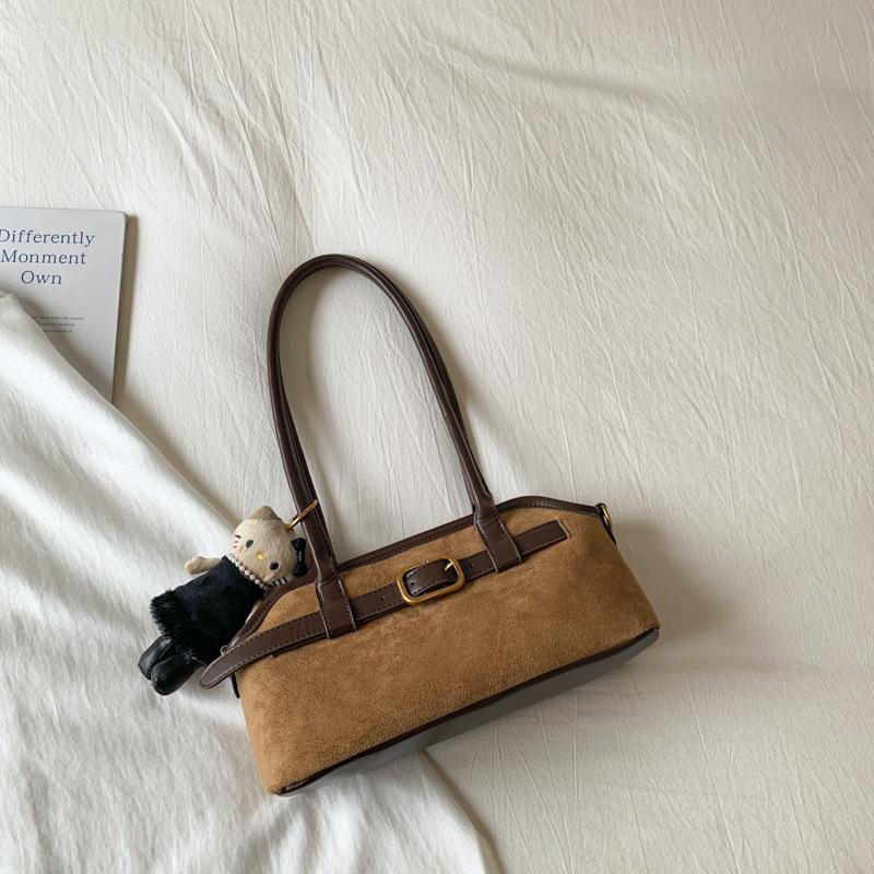 Корейская версия ретро нишевой замшевой сумки подмышку женская 2025 осень зарубежный стиль повседневная рабочая сумка-тоут на плечо